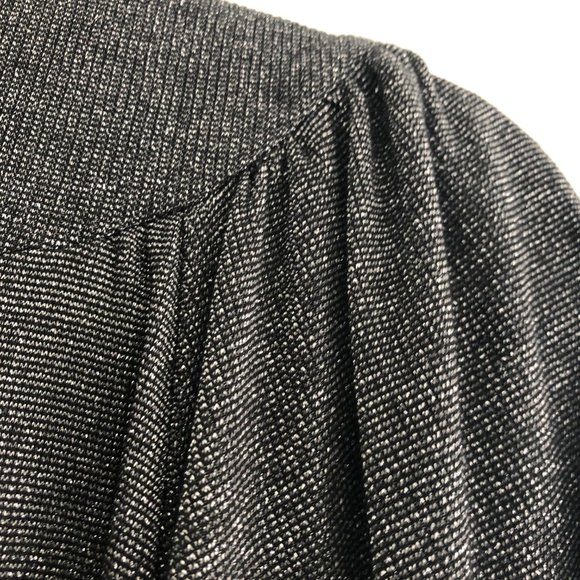 Gorgeous SWEET CHEMISE Cape Lightweight Jacket/Sweater - In Slight Shimmer Grey - Picture 3 of 7